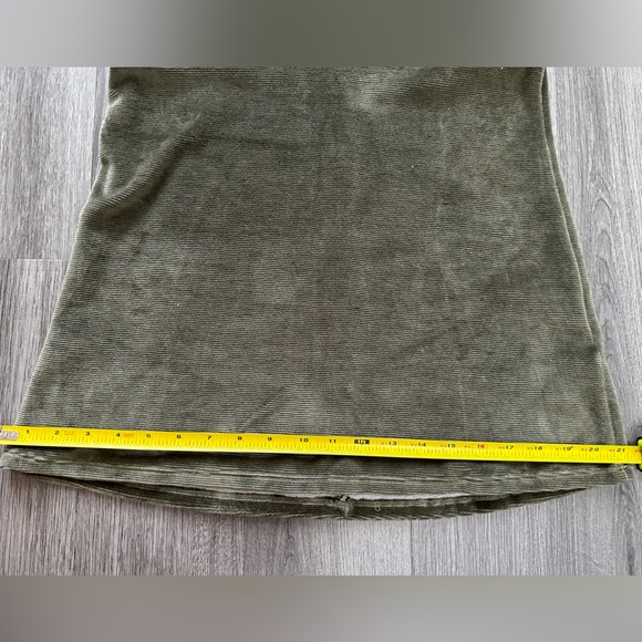 Hollister Olive Green Overall Short Dress with Pocket - Picture 5 of 6